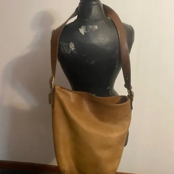 Coach 9183 Rare Camel Vintage Leather Bucket shoulder bag - Picture 2 of 10